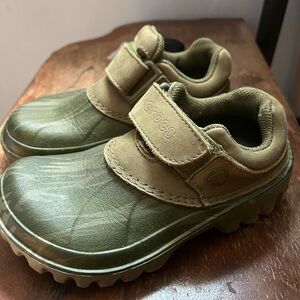 CROCS Kids Olive Water Shoes